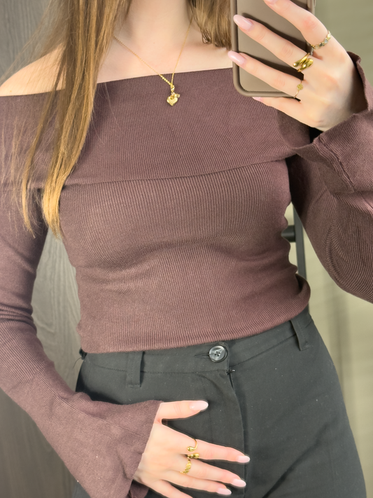 Offsholder Brown Top
