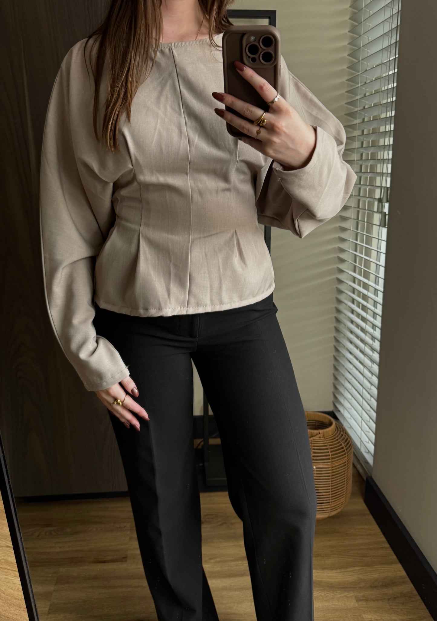 Contour Tee Taupe