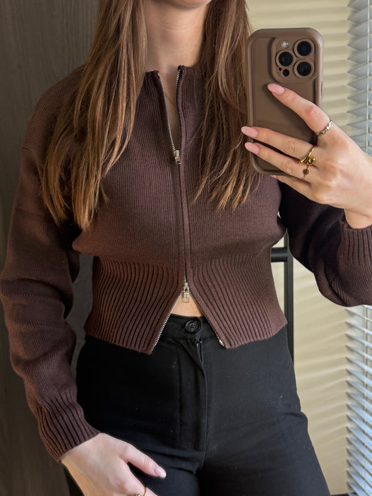 Cloe Zipper Brown